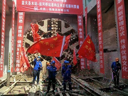 石家庄地铁2号线 新消息石家庄地铁又一段洞通 石家庄铁路