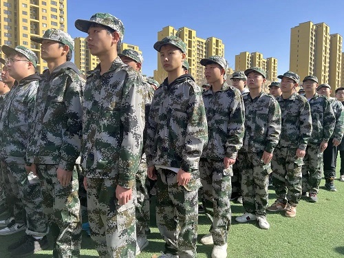 石家庄新铁职业高中2022春军训开幕式1 石家庄新铁轨道交通学校2022春军训开幕式 常见问题 第2张
