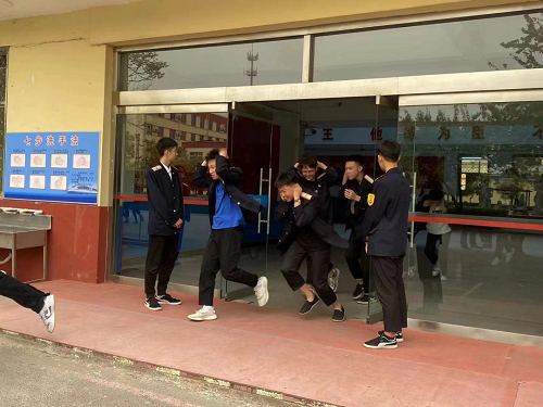 石家庄铁路职业高级技工学?？拐鹧菹?石家庄铁路职业高级技工学?？拐鹧菹?铁路学校