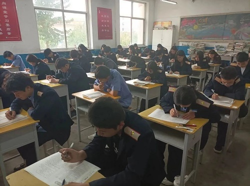 石家庄铁路学校升学班月考 石家庄铁路学校升学班月考 学校图片 第2张