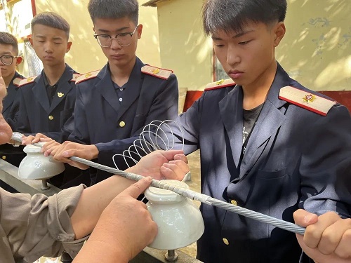 微信图片_20220929173422.jpg 高级技工学历和普通大专学历有哪些区别  常见问题
